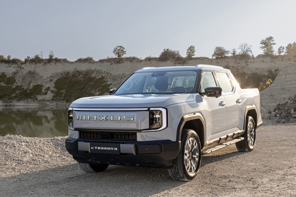 Himalayan Organization Takes Over Maxus Vehicle Sales in Nepal, Starting with Electric Pickup