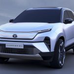Tata Harrier EV Debuts with AWD and Up to 627km Range โ Launches at INR 21.49 Lakh